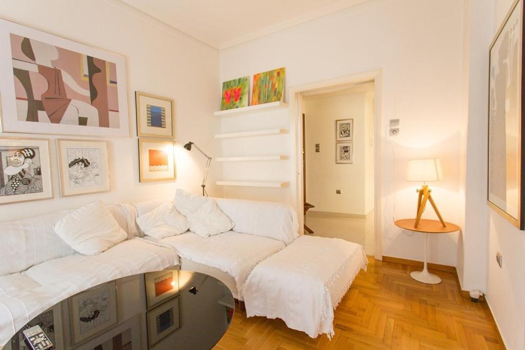 A Cozy Apt In Kolonaki Of Atenas Exterior foto