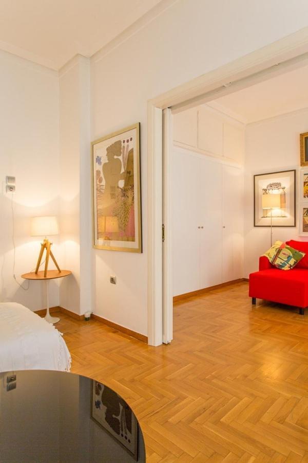 A Cozy Apt In Kolonaki Of Atenas Exterior foto